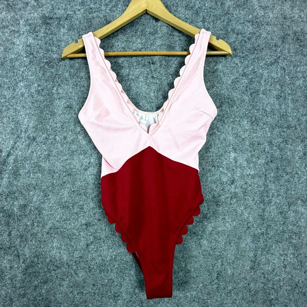 Cupshe One Piece Swimsuit Womens S Pink Red Colorblock Scallop Trim Feminine